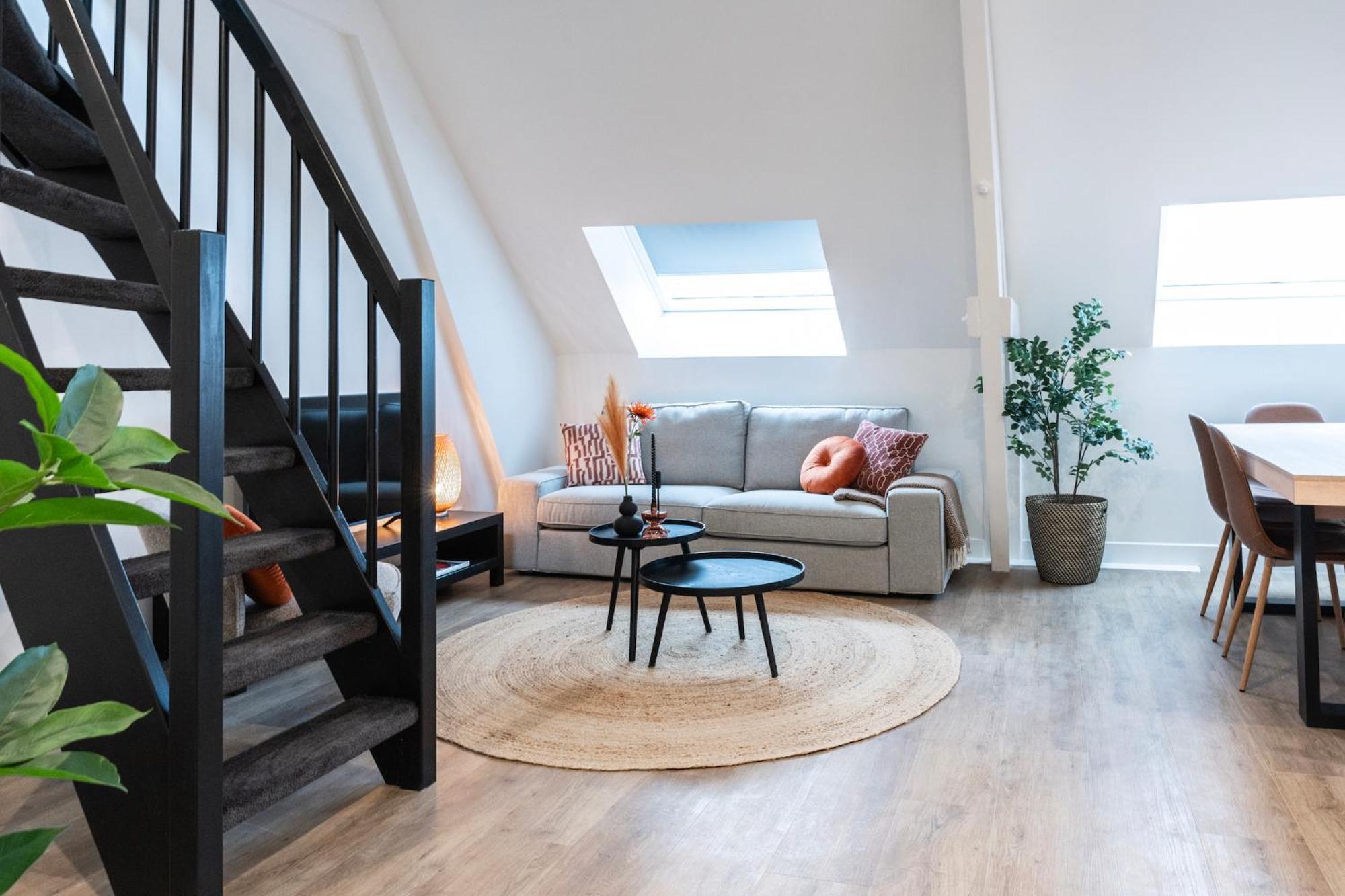 6-Bed Aircon House Diaz 60M2, Many Bedrooms Тилбург Экстерьер фото