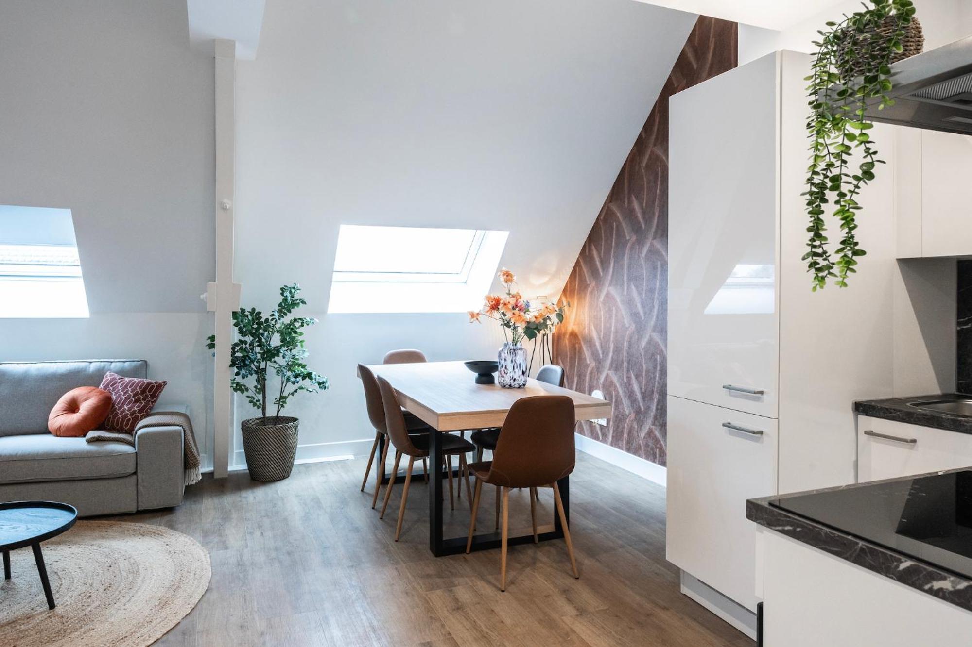 6-Bed Aircon House Diaz 60M2, Many Bedrooms Тилбург Экстерьер фото